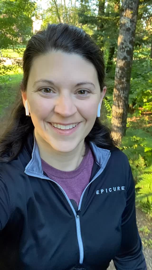 ☀️👟 Walking isn’t just about steps for me… it’s about PAUSE + PRESENCE.

It’s my time to:
✨ Move my body without pressure
✨ Soak in the sunshine + fresh air
✨ Clear my mind and reset my energy

Even just 10–20 minutes can shift my mood, boost my vitamin D, and remind me to slow down and breathe. 🌿💛

Walking = self-care in motion. 🚶‍♀️

Do you have a favorite “pause” practice in your day?

#